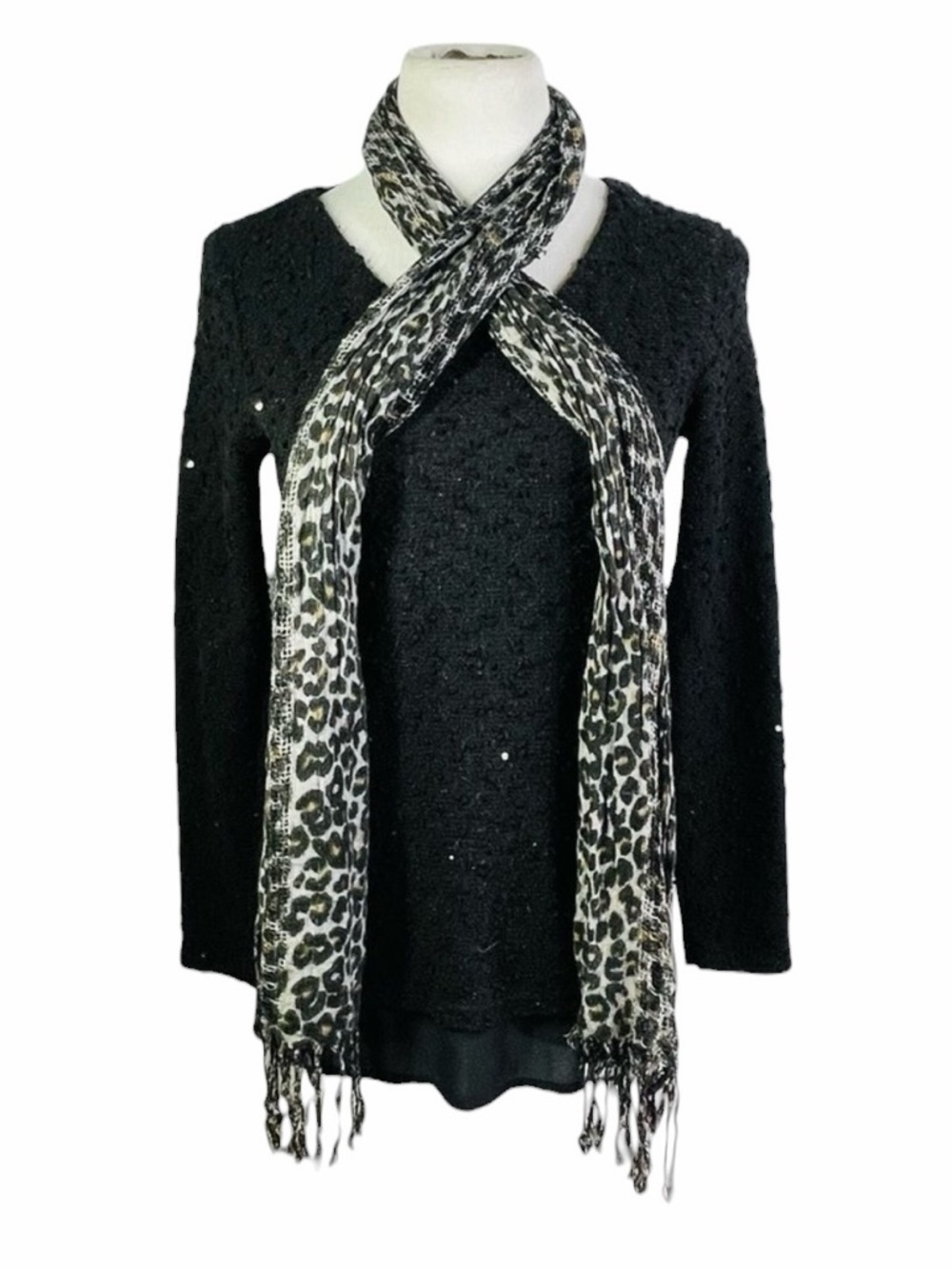 10/$25🦋 Charlotte Russe Leopard Print Fringe Scarf